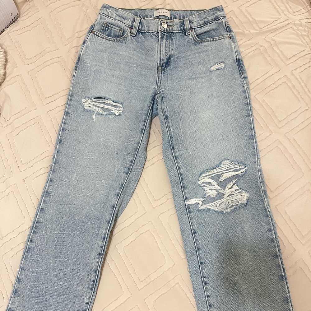 PacSun 90s Ripped Straight Leg Jeans